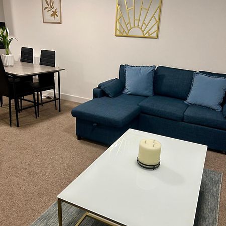 Failsworth Luxury Apartment With Free Parking By Daley Stays Manchester Ngoại thất bức ảnh